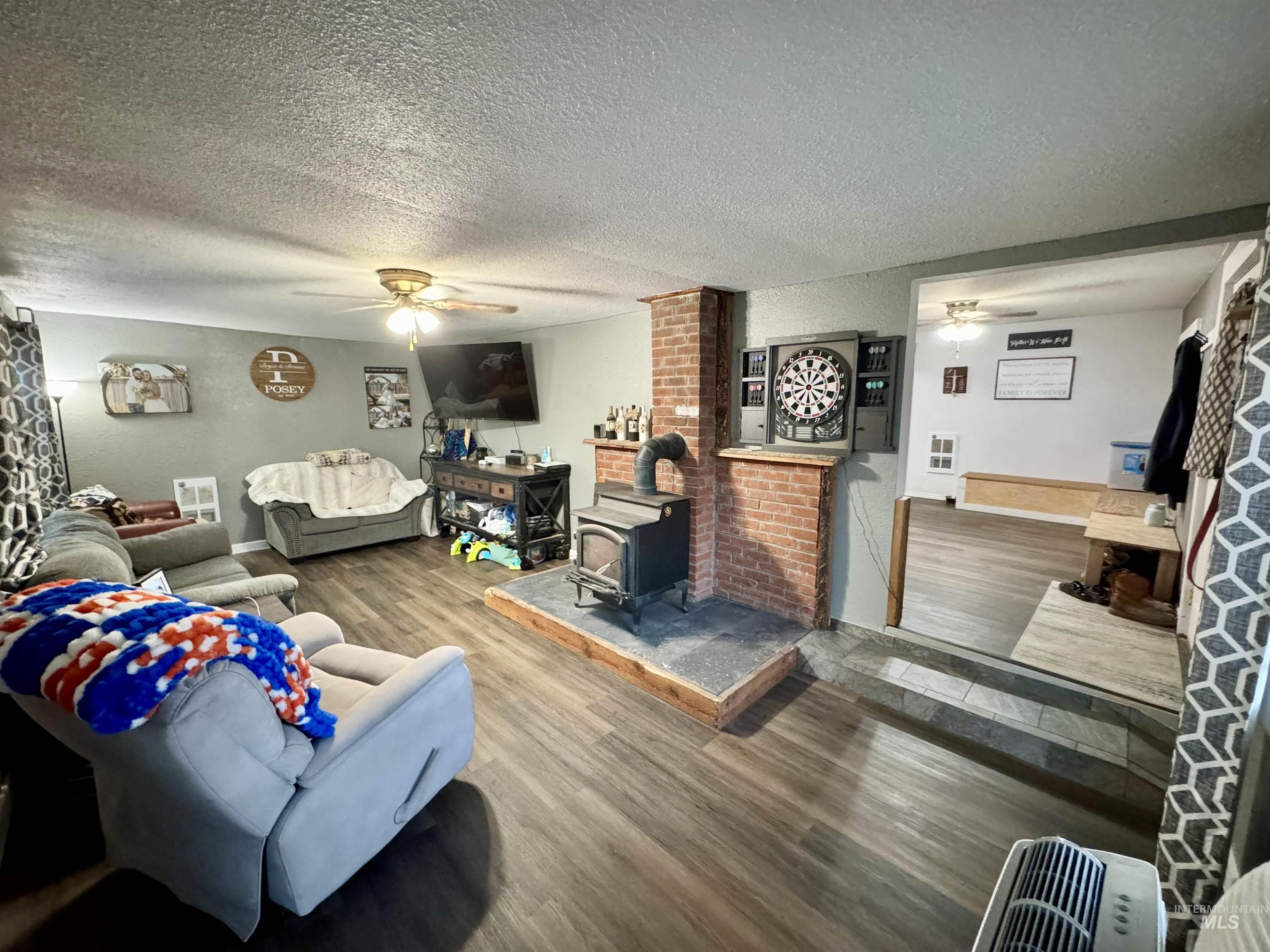 150 E Reed, Hagerman, Idaho 83332, 2 Bedrooms, 1 Bathroom, Residential For Sale, Price $215,000,MLS 99004256