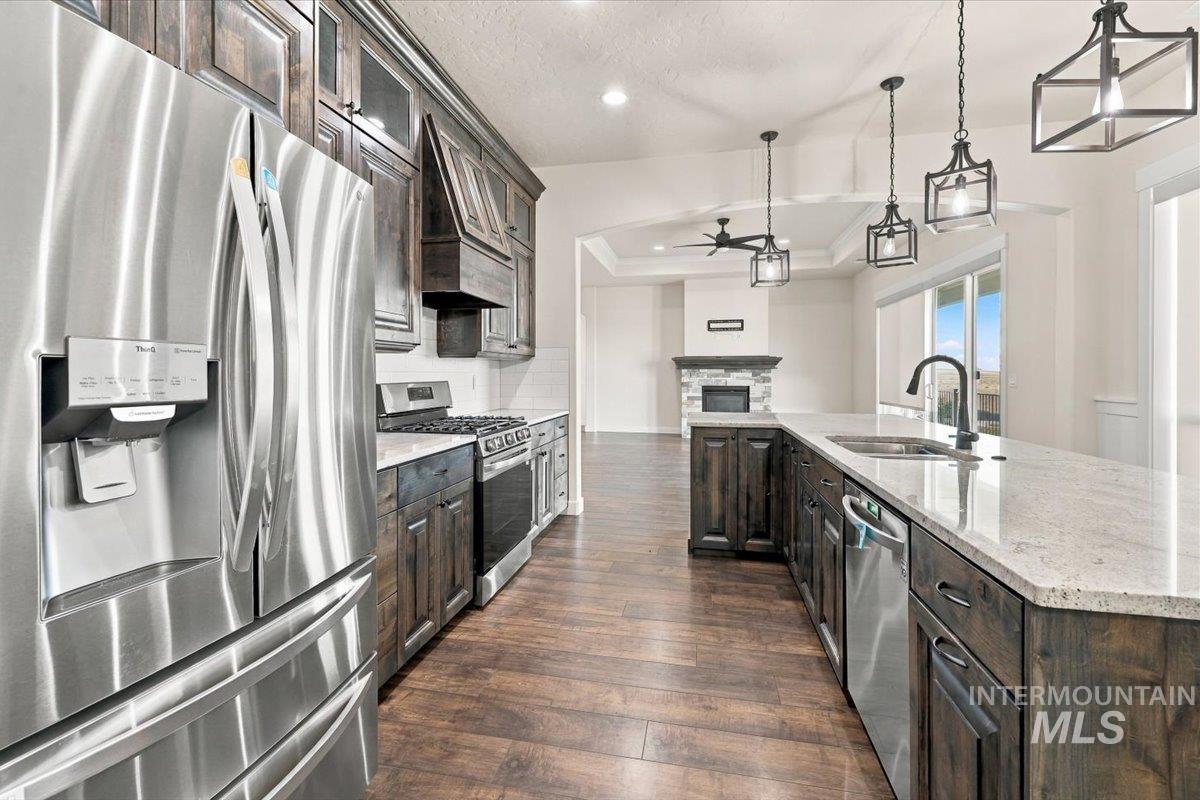 17301 Maple River Court, Caldwell, Idaho 83607, 5 Bedrooms, 3 Bathrooms, Residential For Sale, Price $1,090,000,MLS 99004258