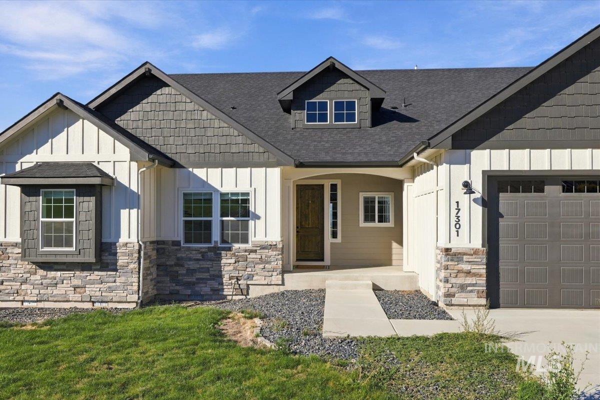 17301 Maple River Court, Caldwell, Idaho 83607, 5 Bedrooms, 3 Bathrooms, Residential For Sale, Price $1,090,000,MLS 99004258