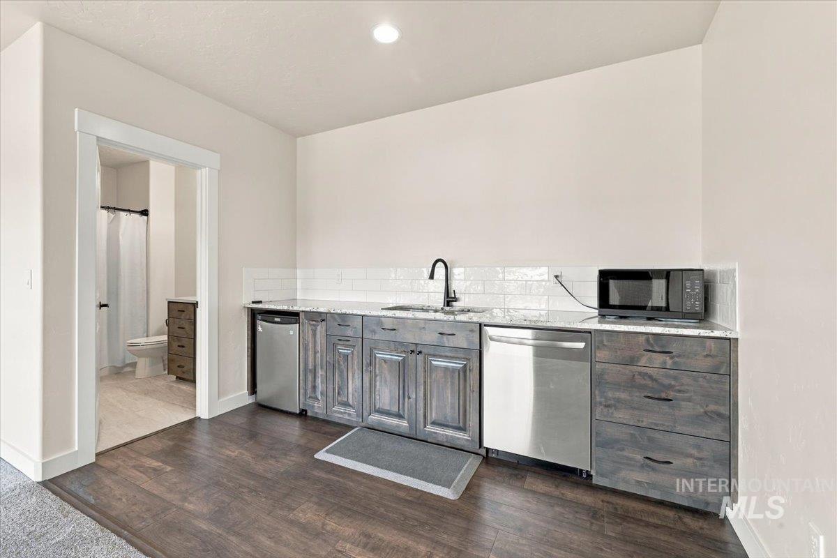 17301 Maple River Court, Caldwell, Idaho 83607, 5 Bedrooms, 3 Bathrooms, Residential For Sale, Price $1,090,000,MLS 99004258