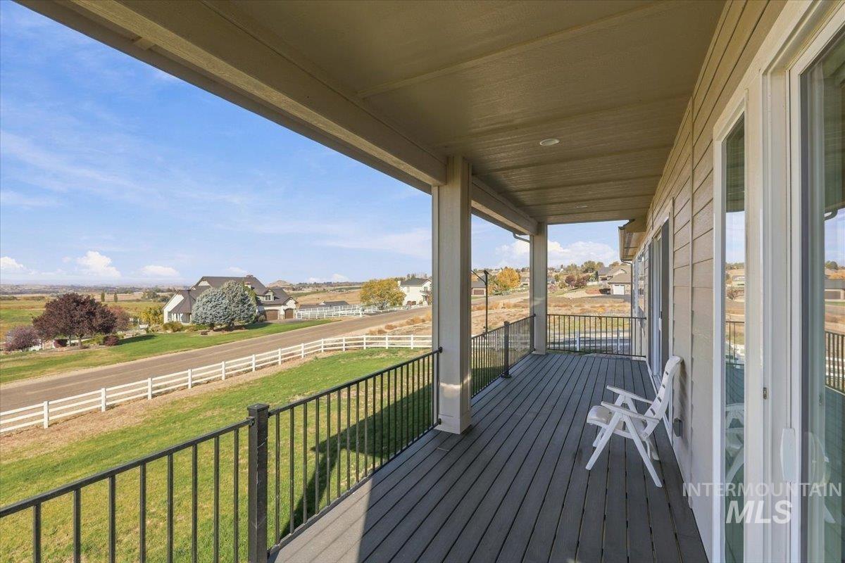 17301 Maple River Court, Caldwell, Idaho 83607, 5 Bedrooms, 3 Bathrooms, Residential For Sale, Price $1,090,000,MLS 99004258