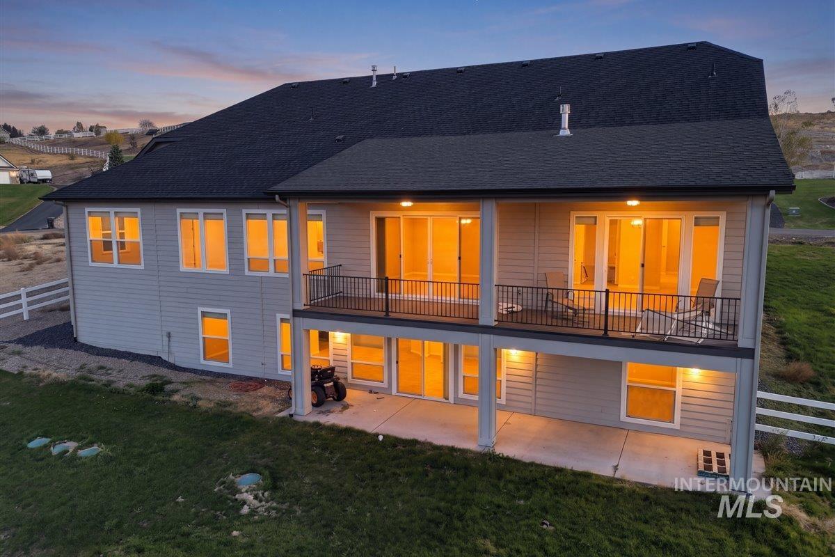 17301 Maple River Court, Caldwell, Idaho 83607, 5 Bedrooms, 3 Bathrooms, Residential For Sale, Price $1,090,000,MLS 99004258