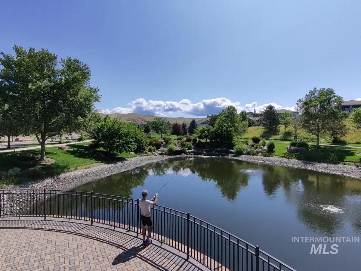 5818 W Avimor Dr, Eagle, Idaho 83629, 4 Bedrooms, 2.5 Bathrooms, Residential For Sale, Price $526,880, 99004260
