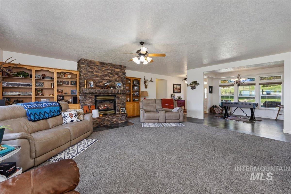 4335 N 1400 E, Buhl, Idaho 83316, 4 Bedrooms, 6 Bathrooms, Residential For Sale, Price $825,000, 99004261