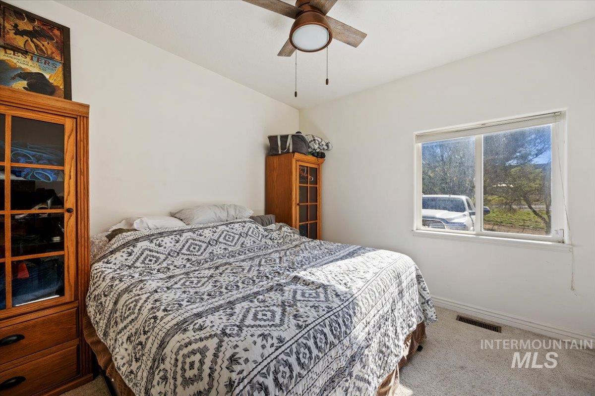 4335 N 1400 E, Buhl, Idaho 83316, 4 Bedrooms, 6 Bathrooms, Residential For Sale, Price $825,000, 99004261