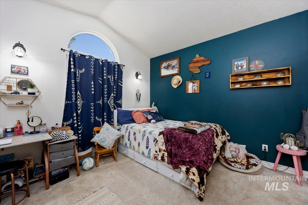 4335 N 1400 E, Buhl, Idaho 83316, 4 Bedrooms, 6 Bathrooms, Residential For Sale, Price $825,000, 99004261
