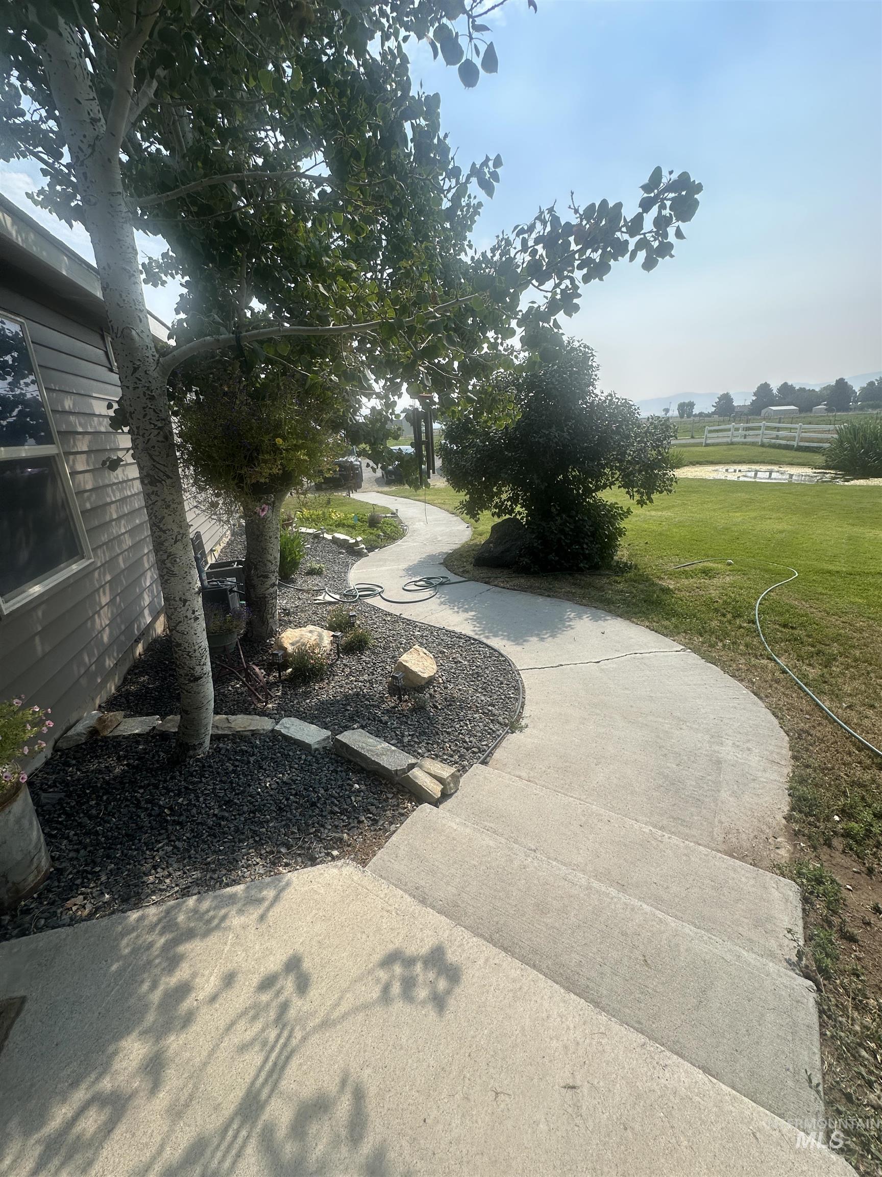 428 Mountain View Lane, Burley, Idaho 83318, 3 Bedrooms, 2 Bathrooms, Residential For Sale, Price $460,000,MLS 99004262