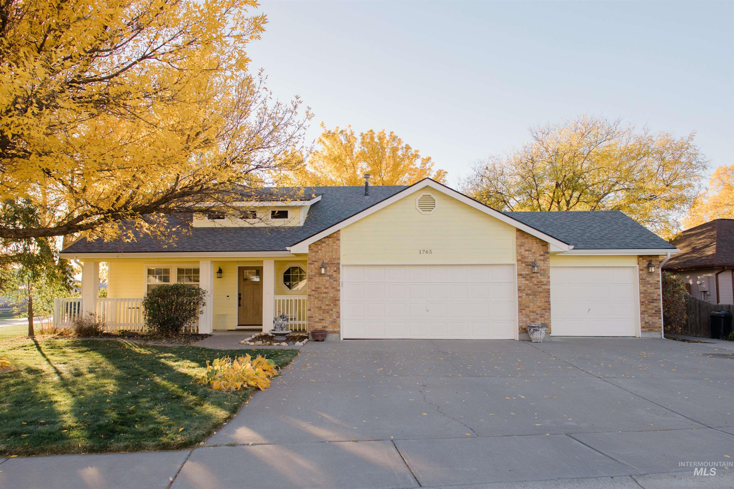 1765 Knight Ct, Mountain Home, Idaho 83647, 3 Bedrooms, 2 Bathrooms, Residential For Sale, Price $378,000, 99004263