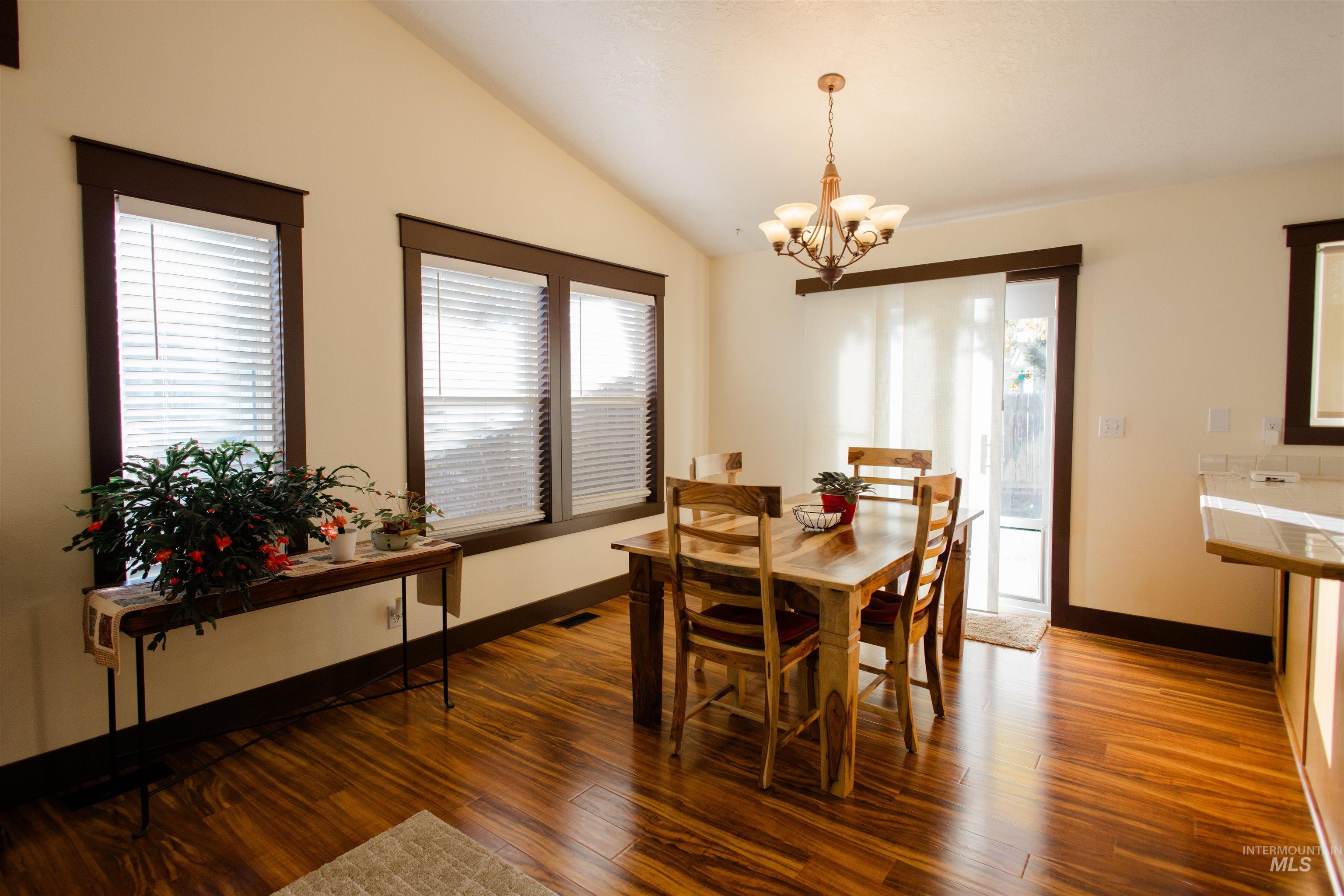 1765 Knight Ct, Mountain Home, Idaho 83647, 3 Bedrooms, 2 Bathrooms, Residential For Sale, Price $378,000, 99004263