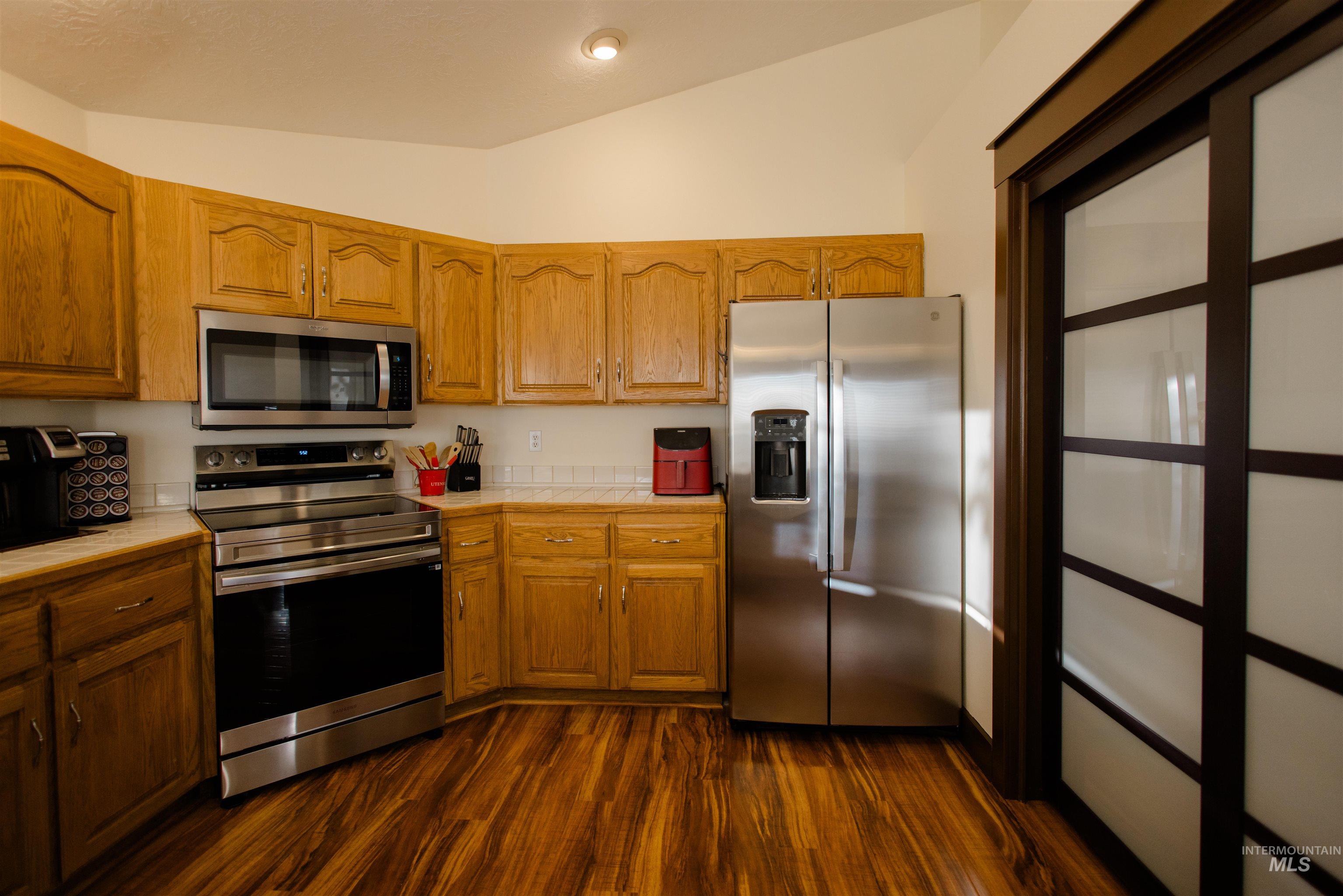1765 Knight Ct, Mountain Home, Idaho 83647, 3 Bedrooms, 2 Bathrooms, Residential For Sale, Price $378,000, 99004263