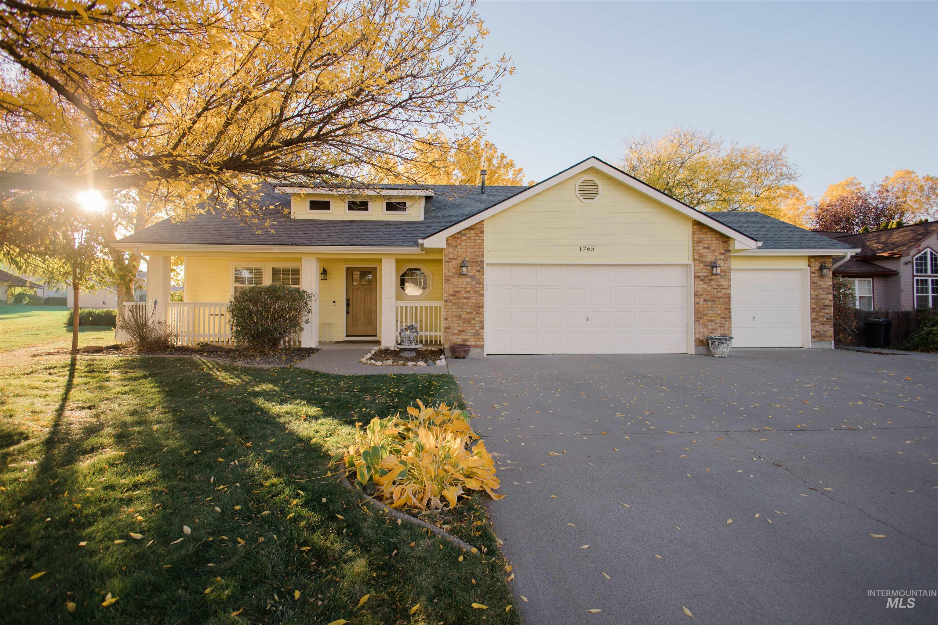 1765 Knight Ct, Mountain Home, Idaho 83647, 3 Bedrooms, 2 Bathrooms, Residential For Sale, Price $378,000, 99004263