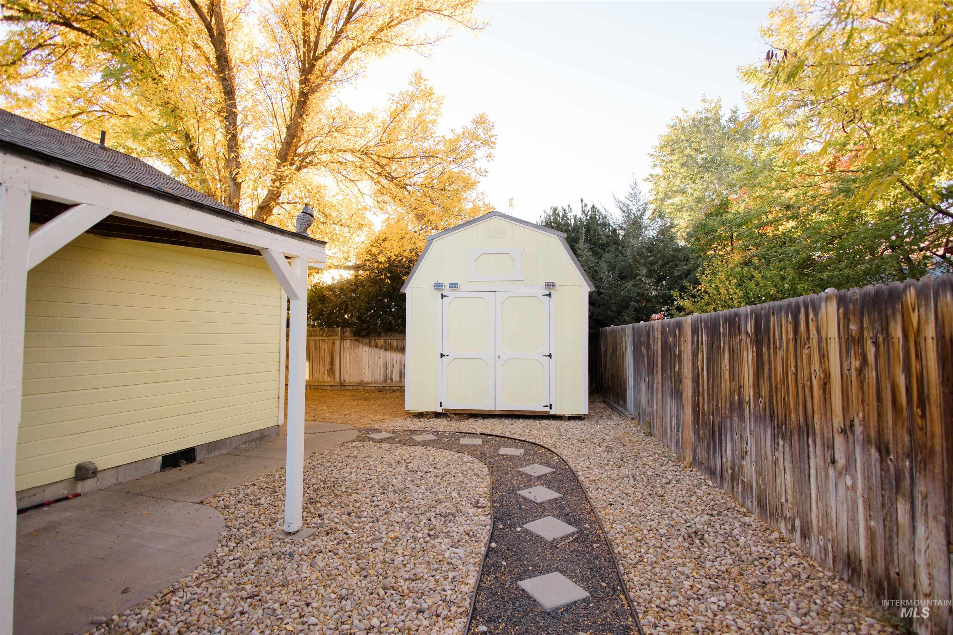 1765 Knight Ct, Mountain Home, Idaho 83647, 3 Bedrooms, 2 Bathrooms, Residential For Sale, Price $378,000, 99004263