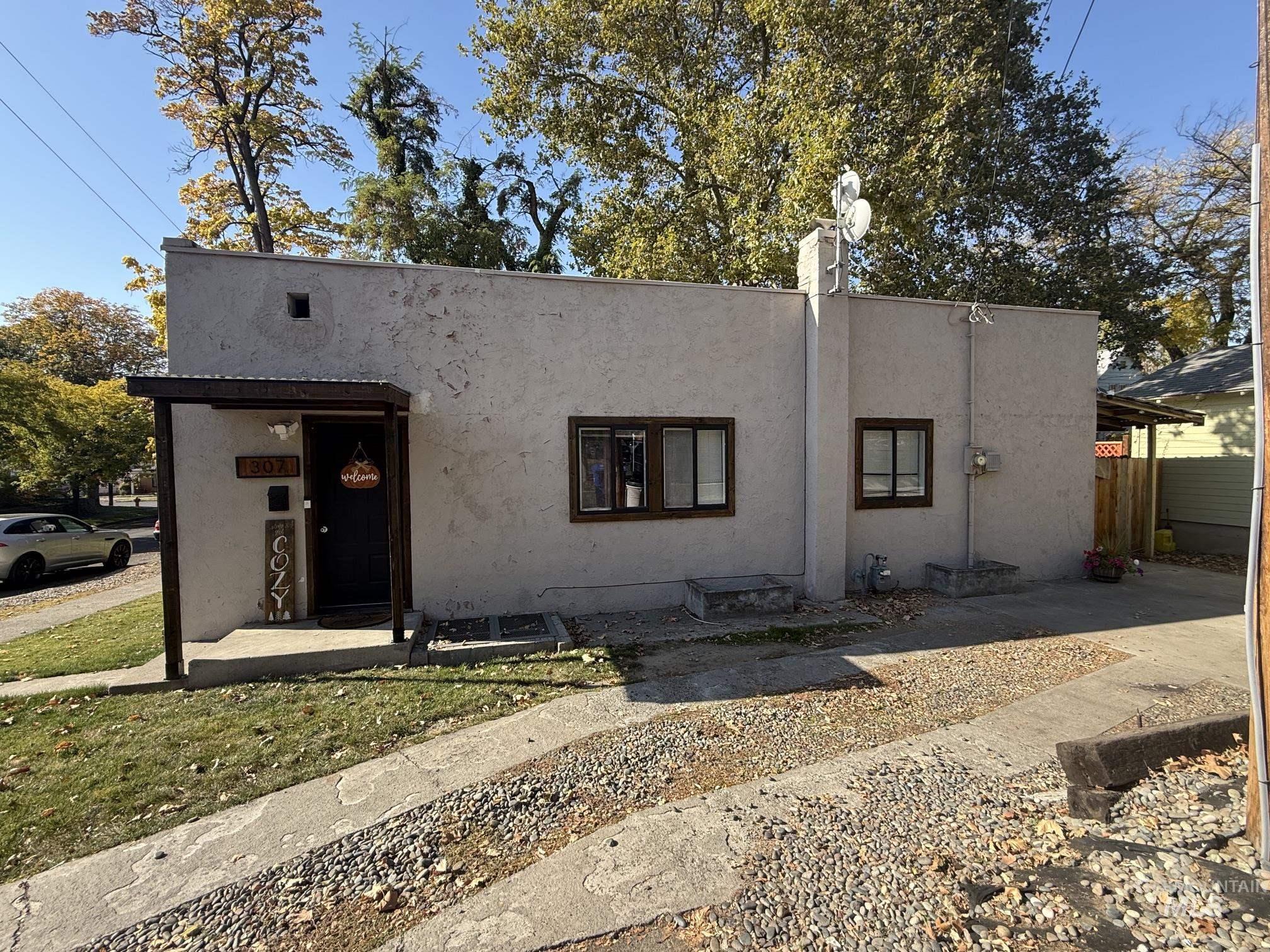 307 8th Avenue, Lewiston, Idaho 83501, 4 Bedrooms, 2 Bathrooms, Residential For Sale, Price $299,000,MLS 99004265