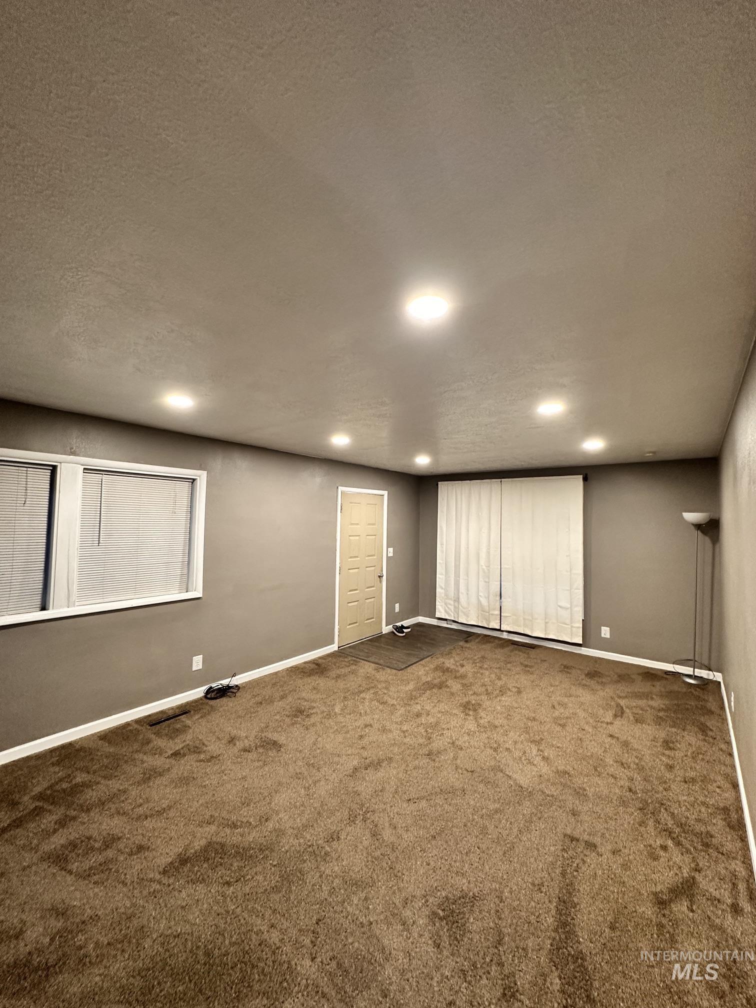 307 8th Avenue, Lewiston, Idaho 83501, 4 Bedrooms, 2 Bathrooms, Residential For Sale, Price $299,000,MLS 99004265