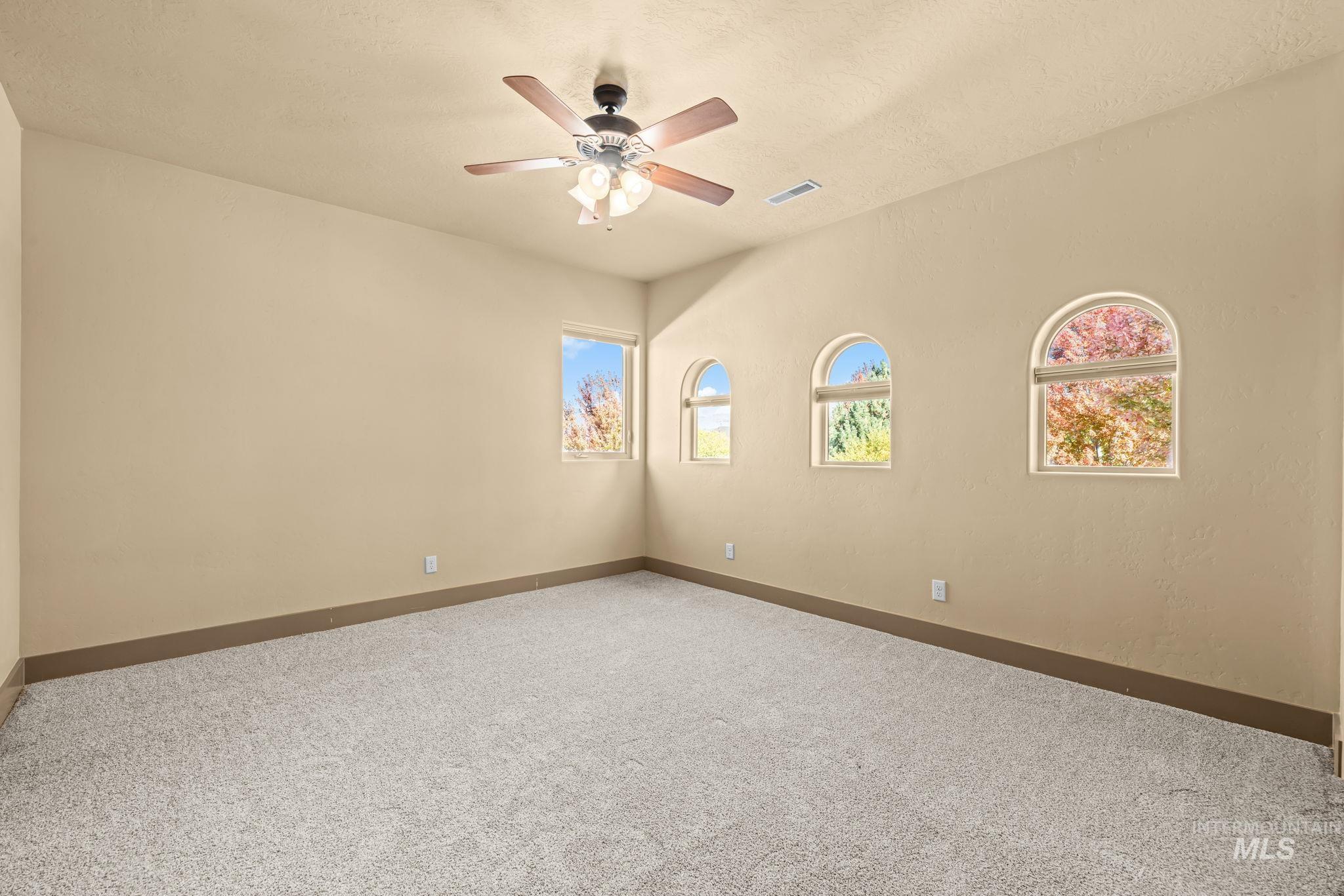 825 E Rubicon Dr, Boise, Idaho 83716, 5 Bedrooms, 3.5 Bathrooms, Residential For Sale, Price $959,900,MLS 99004333