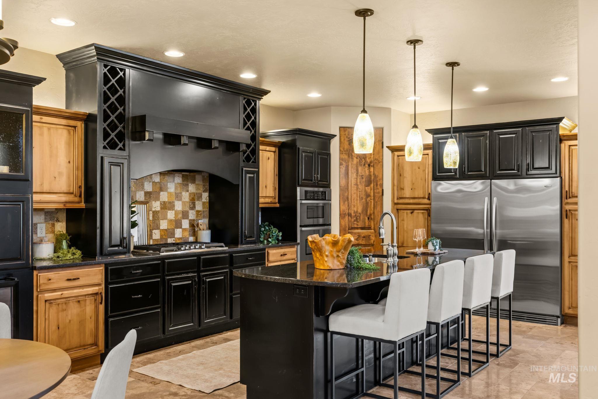 825 E Rubicon Dr, Boise, Idaho 83716, 5 Bedrooms, 3.5 Bathrooms, Residential For Sale, Price $959,900,MLS 99004333