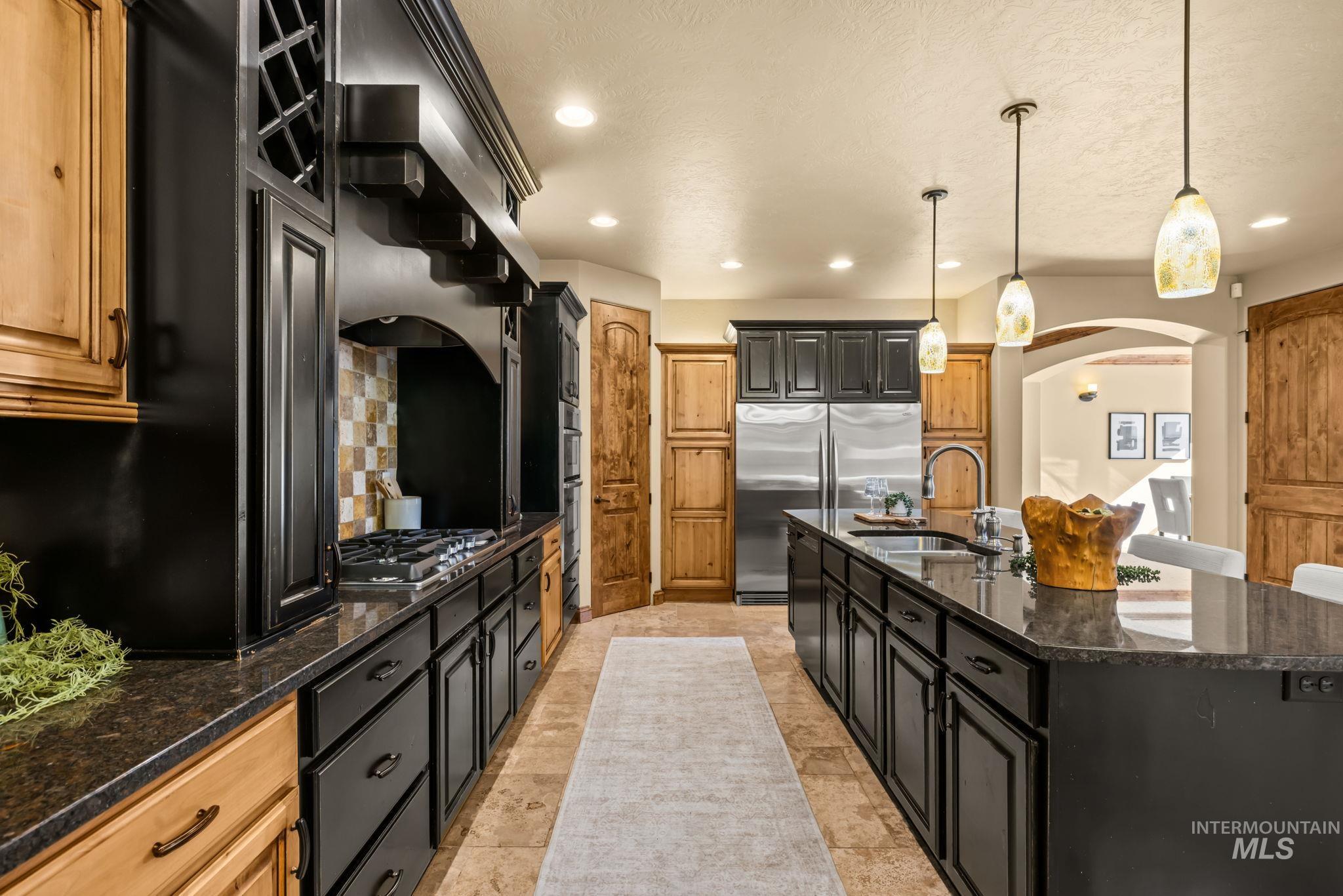 825 E Rubicon Dr, Boise, Idaho 83716, 5 Bedrooms, 3.5 Bathrooms, Residential For Sale, Price $959,900,MLS 99004333