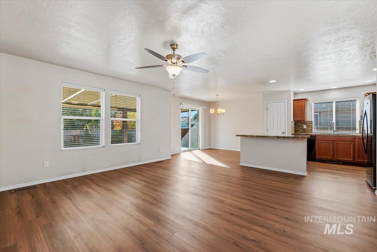 4711 Keepsake Ave, Caldwell, Idaho 83607, 3 Bedrooms, 2 Bathrooms, Residential For Sale, Price $389,900, 99004335