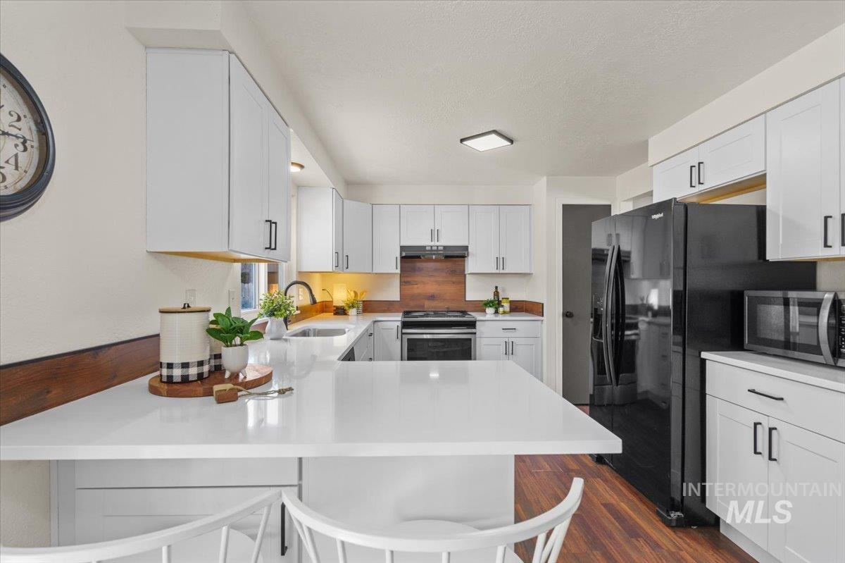 5750 N Garrett St, Garden City, Idaho 83714, 4 Bedrooms, 2 Bathrooms, Residential For Sale, Price $449,900,MLS 99004336