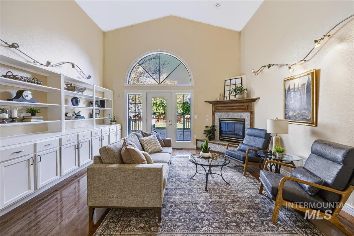 4154 E Driftwood Dr, Meridian, Idaho 83642, 3 Bedrooms, 2 Bathrooms, Residential For Sale, Price $538,000,MLS 99004341