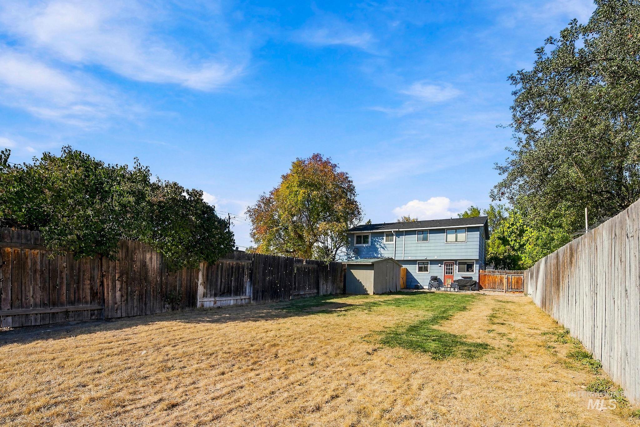 10575 W Blackhawk Ct, Boise, Idaho 83709, 2 Bedrooms, 1.5 Bathrooms, Residential For Sale, Price $342,795, 99004342