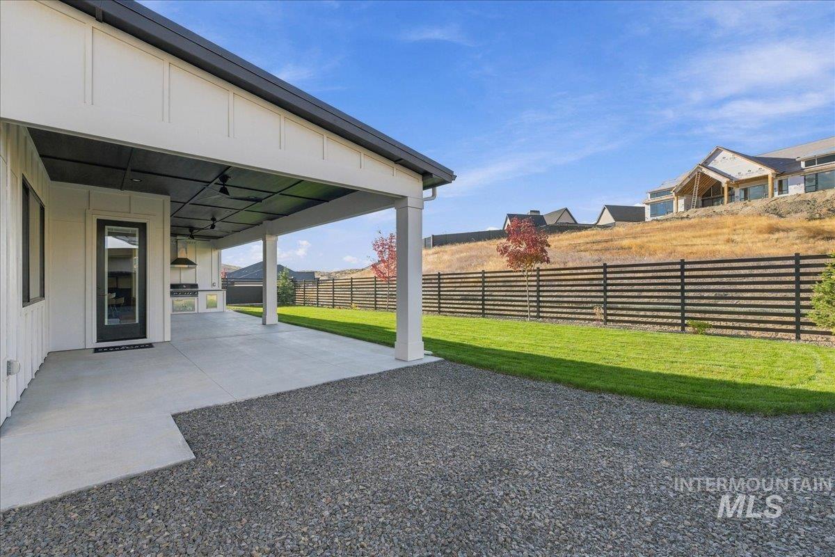 7135 N Firhill Place, Eagle, Idaho 83616, 3 Bedrooms, 2.5 Bathrooms, Residential For Sale, Price $1,149,000,MLS 99004345
