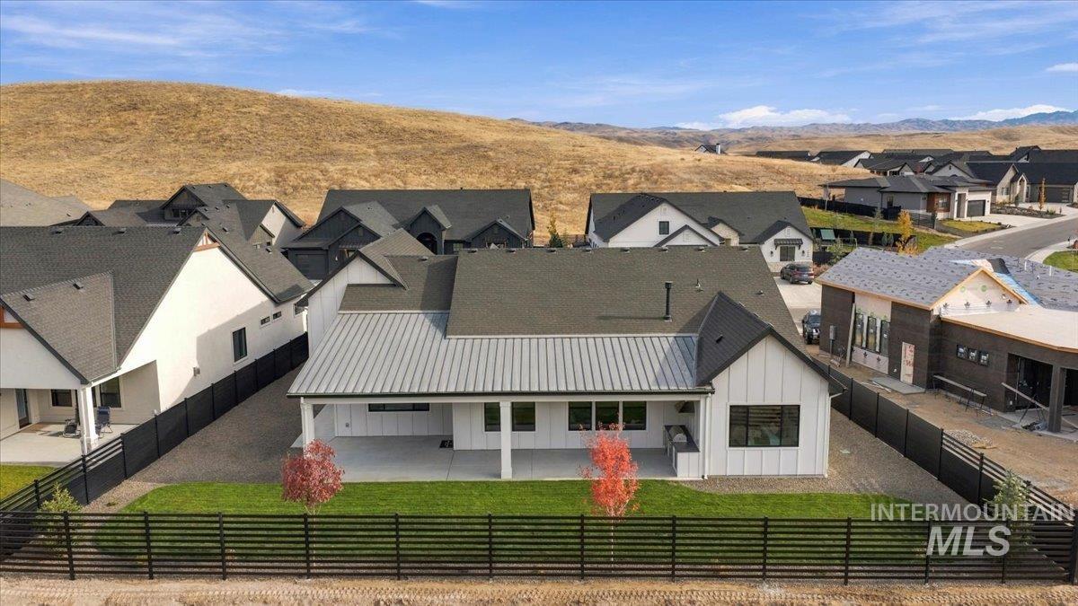7135 N Firhill Place, Eagle, Idaho 83616, 3 Bedrooms, 2.5 Bathrooms, Residential For Sale, Price $1,149,000,MLS 99004345