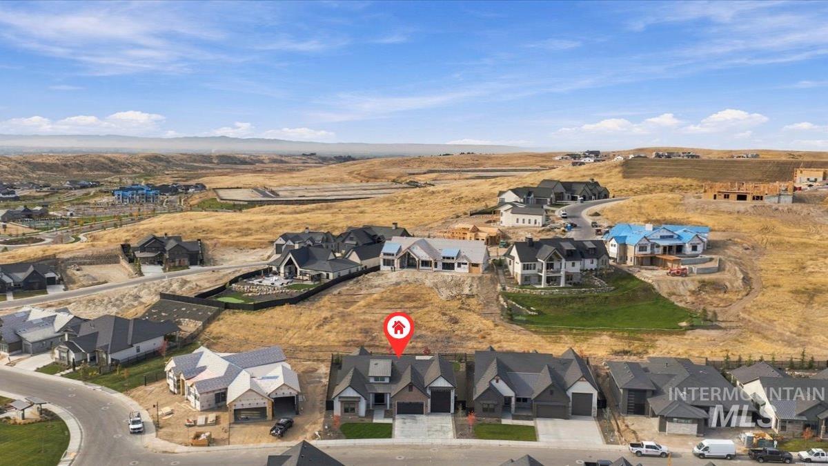 7135 N Firhill Place, Eagle, Idaho 83616, 3 Bedrooms, 2.5 Bathrooms, Residential For Sale, Price $1,149,000,MLS 99004345