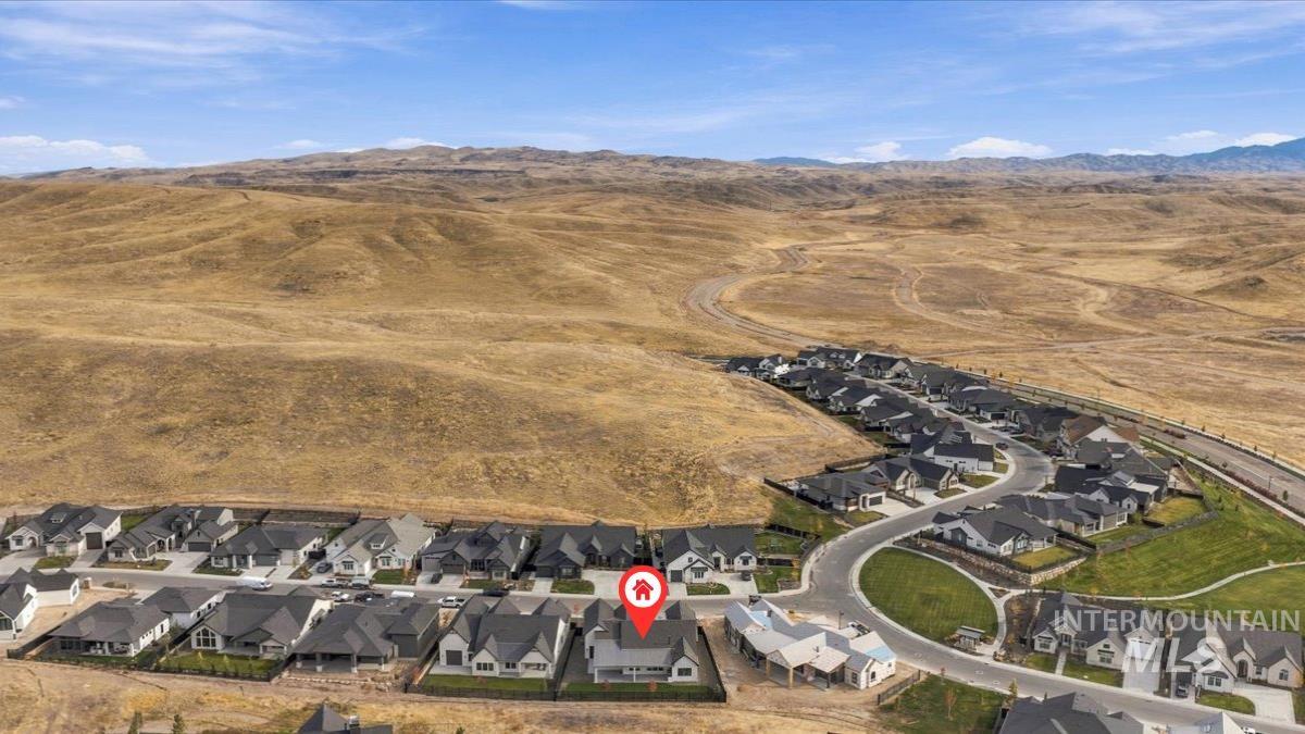 7135 N Firhill Place, Eagle, Idaho 83616, 3 Bedrooms, 2.5 Bathrooms, Residential For Sale, Price $1,149,000,MLS 99004345