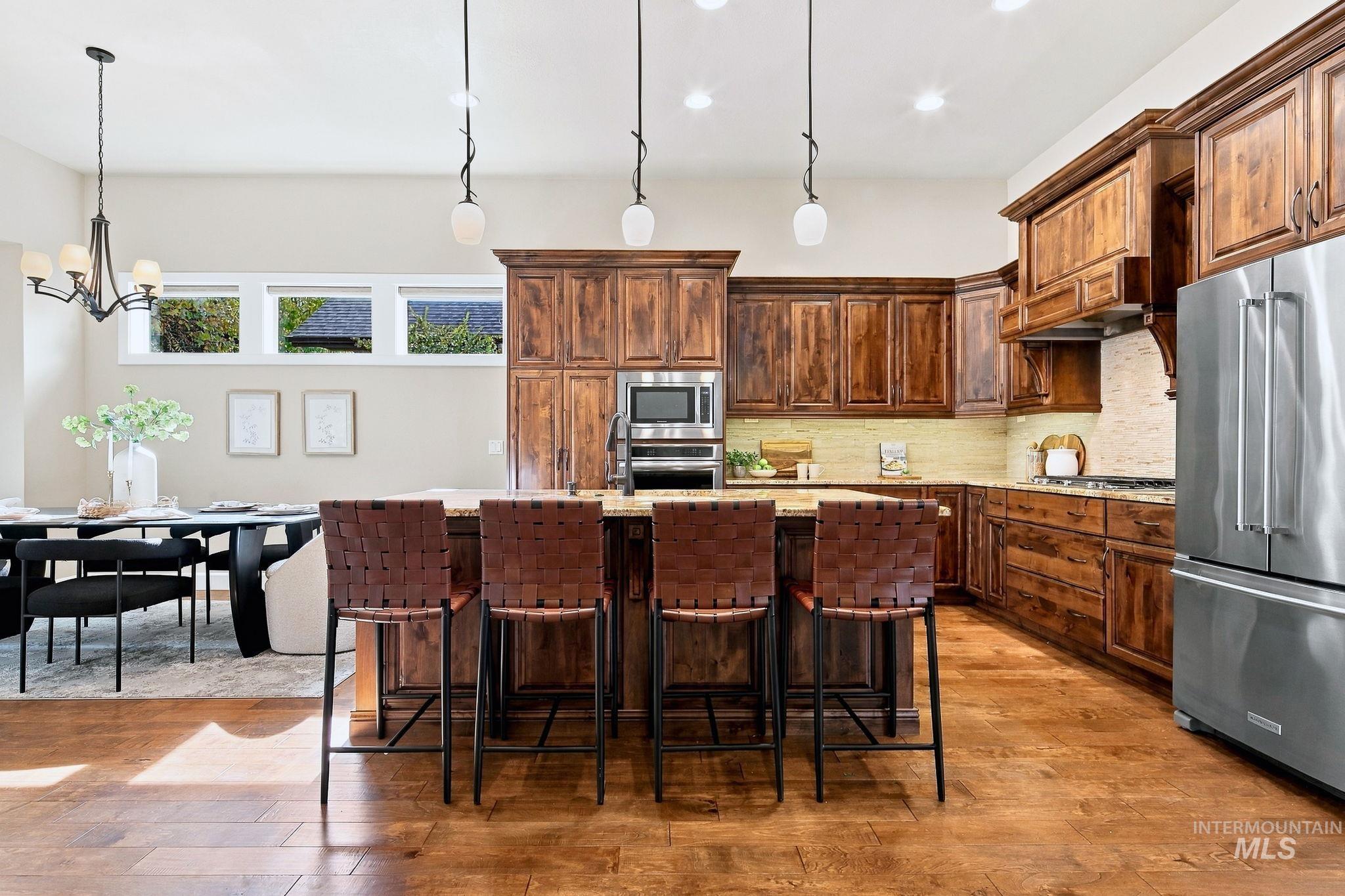 5890 N Ulmer Ln, Garden City, Idaho 83714, 3 Bedrooms, 2 Bathrooms, Residential For Sale, Price $800,000, 99004346