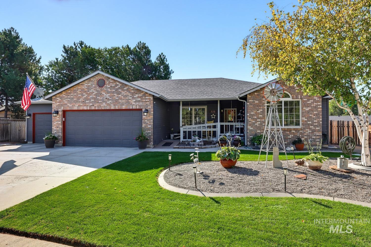 723 Roberts Ave, Nampa, Idaho 83651, 3 Bedrooms, 2 Bathrooms, Residential For Sale, Price $439,000, 99004351