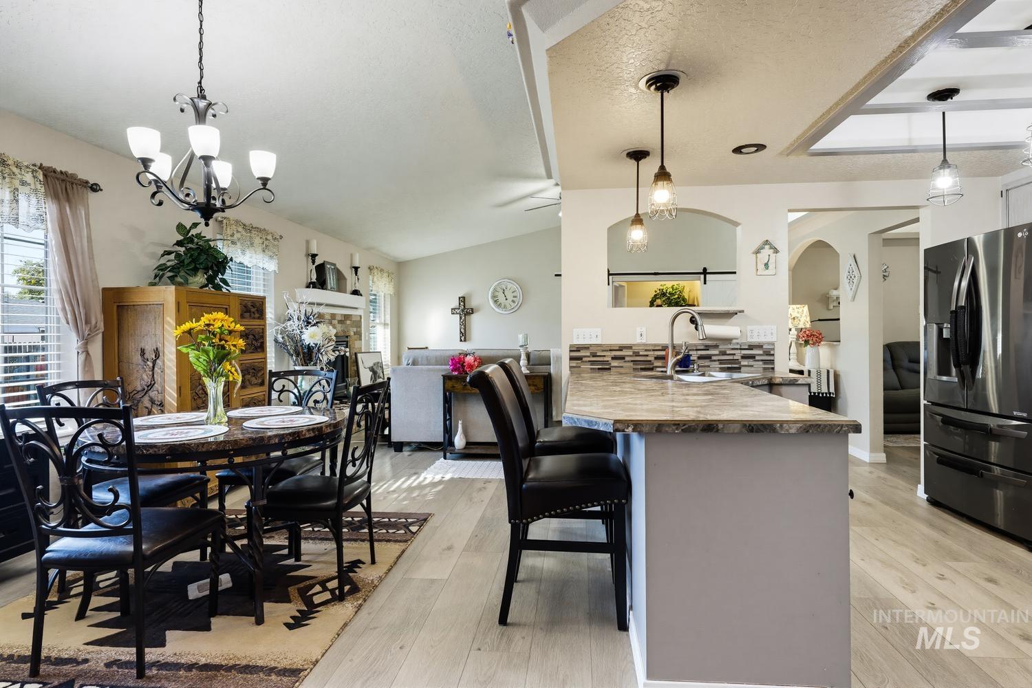 723 Roberts Ave, Nampa, Idaho 83651, 3 Bedrooms, 2 Bathrooms, Residential For Sale, Price $439,000, 99004351