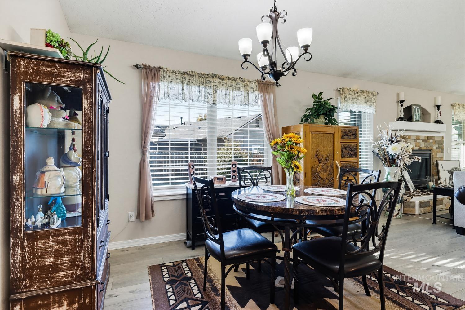 723 Roberts Ave, Nampa, Idaho 83651, 3 Bedrooms, 2 Bathrooms, Residential For Sale, Price $439,000, 99004351