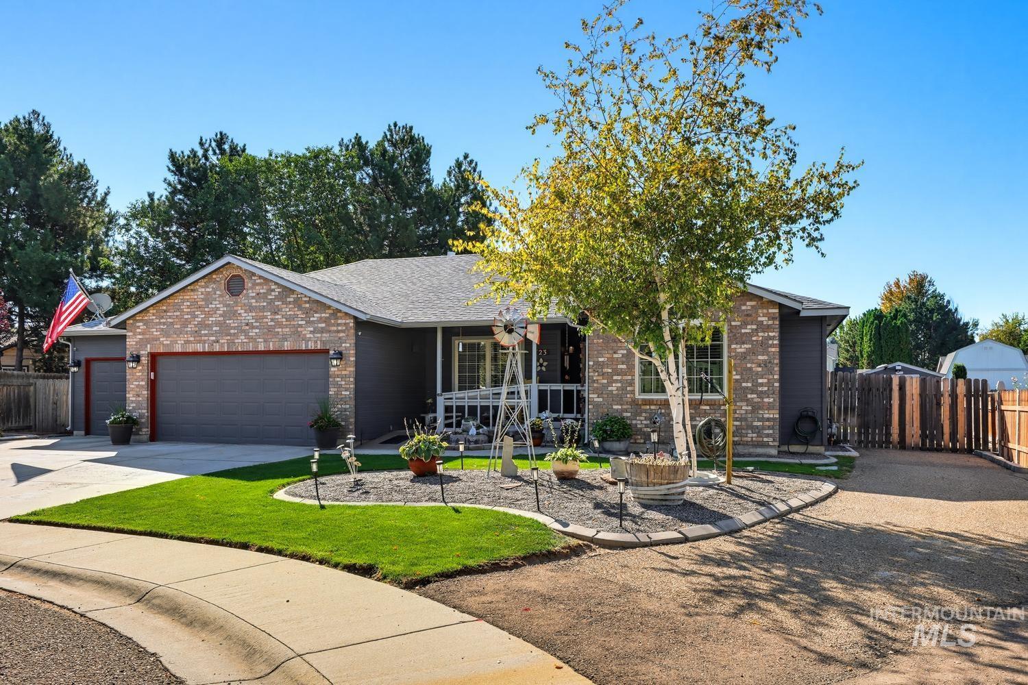 723 Roberts Ave, Nampa, Idaho 83651, 3 Bedrooms, 2 Bathrooms, Residential For Sale, Price $439,000, 99004351