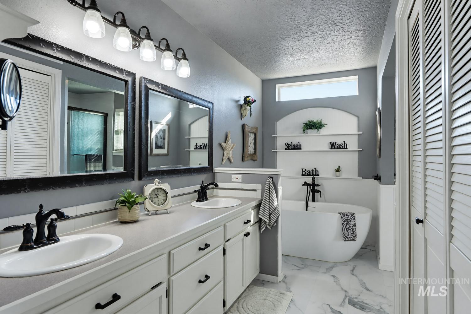 723 Roberts Ave, Nampa, Idaho 83651, 3 Bedrooms, 2 Bathrooms, Residential For Sale, Price $439,000, 99004351