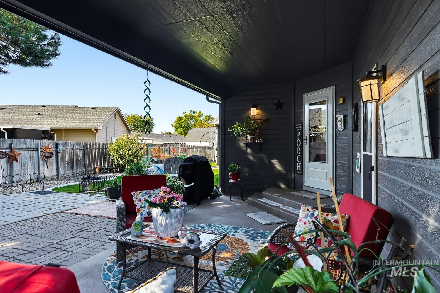723 Roberts Ave, Nampa, Idaho 83651, 3 Bedrooms, 2 Bathrooms, Residential For Sale, Price $439,000, 99004351