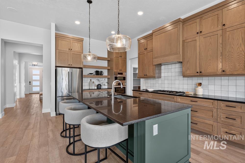 5436 N Exeter Way, Meridian, Idaho 83646, 4 Bedrooms, 3 Bathrooms, Residential For Sale, Price $749,700, 99004353