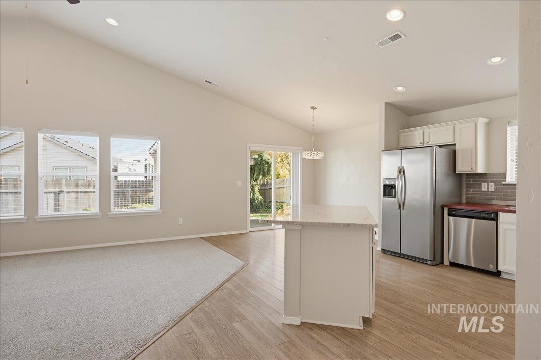 50 N Firestone Way, Nampa, Idaho 83651, 3 Bedrooms, 2 Bathrooms, Residential For Sale, Price $385,000, 99004358