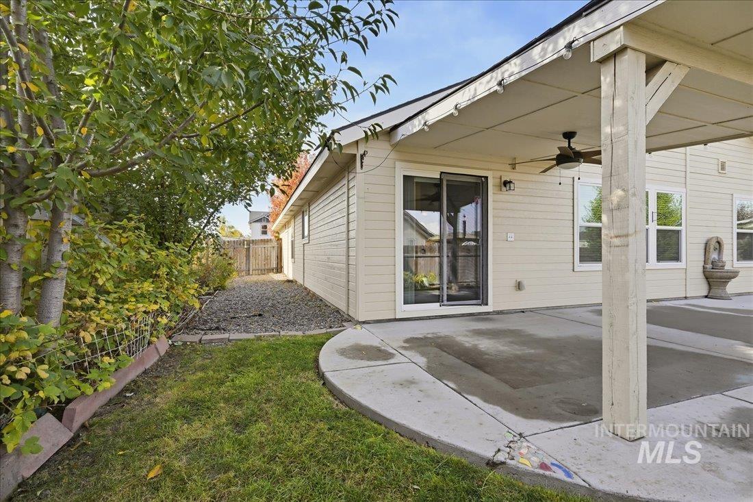 50 N Firestone Way, Nampa, Idaho 83651, 3 Bedrooms, 2 Bathrooms, Residential For Sale, Price $385,000, 99004358