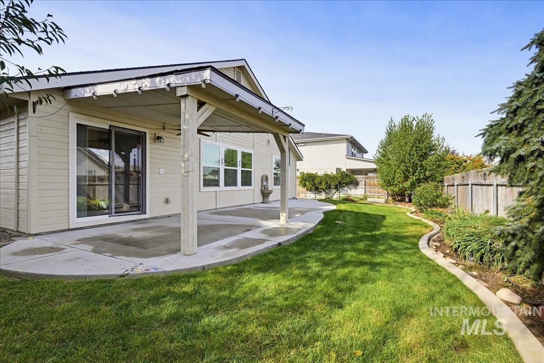 50 N Firestone Way, Nampa, Idaho 83651, 3 Bedrooms, 2 Bathrooms, Residential For Sale, Price $385,000, 99004358