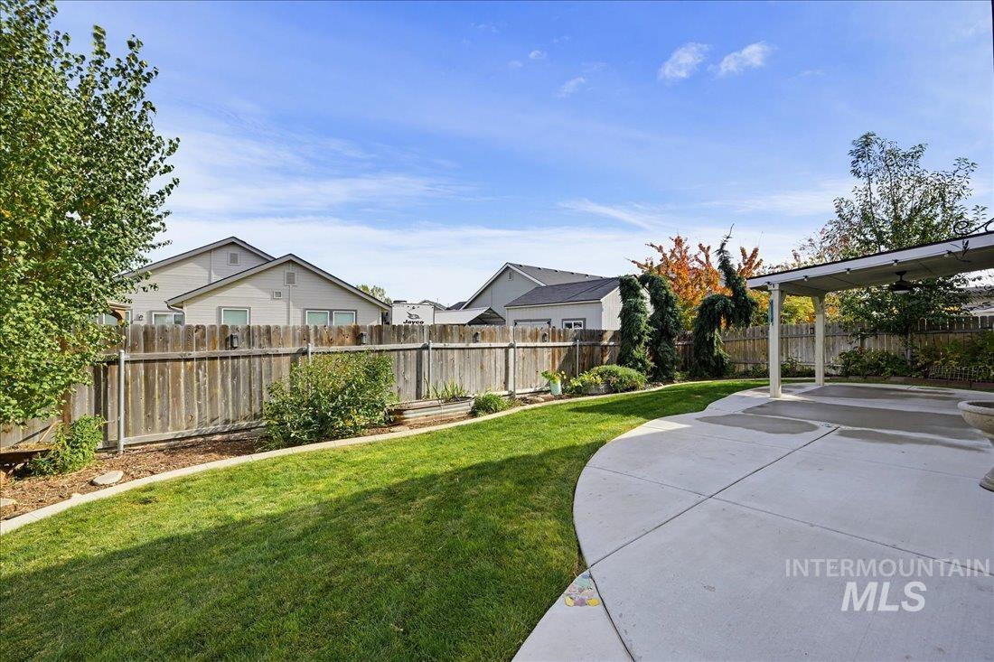 50 N Firestone Way, Nampa, Idaho 83651, 3 Bedrooms, 2 Bathrooms, Residential For Sale, Price $385,000, 99004358
