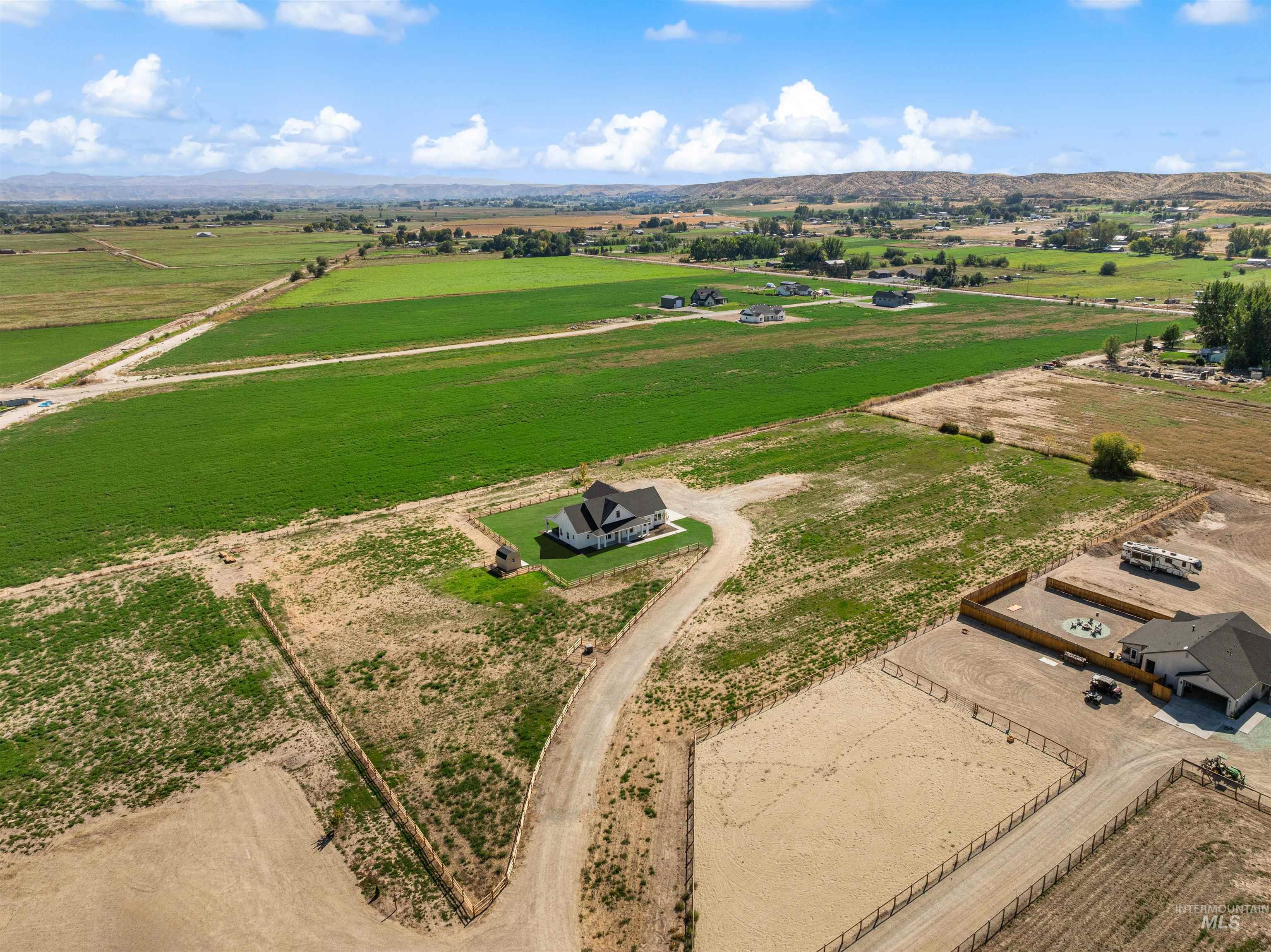 9825 Mayberry Ln, Emmett, Idaho 83617, 3 Bedrooms, 3 Bathrooms, Residential For Sale, Price $1,150,000,MLS 99004359
