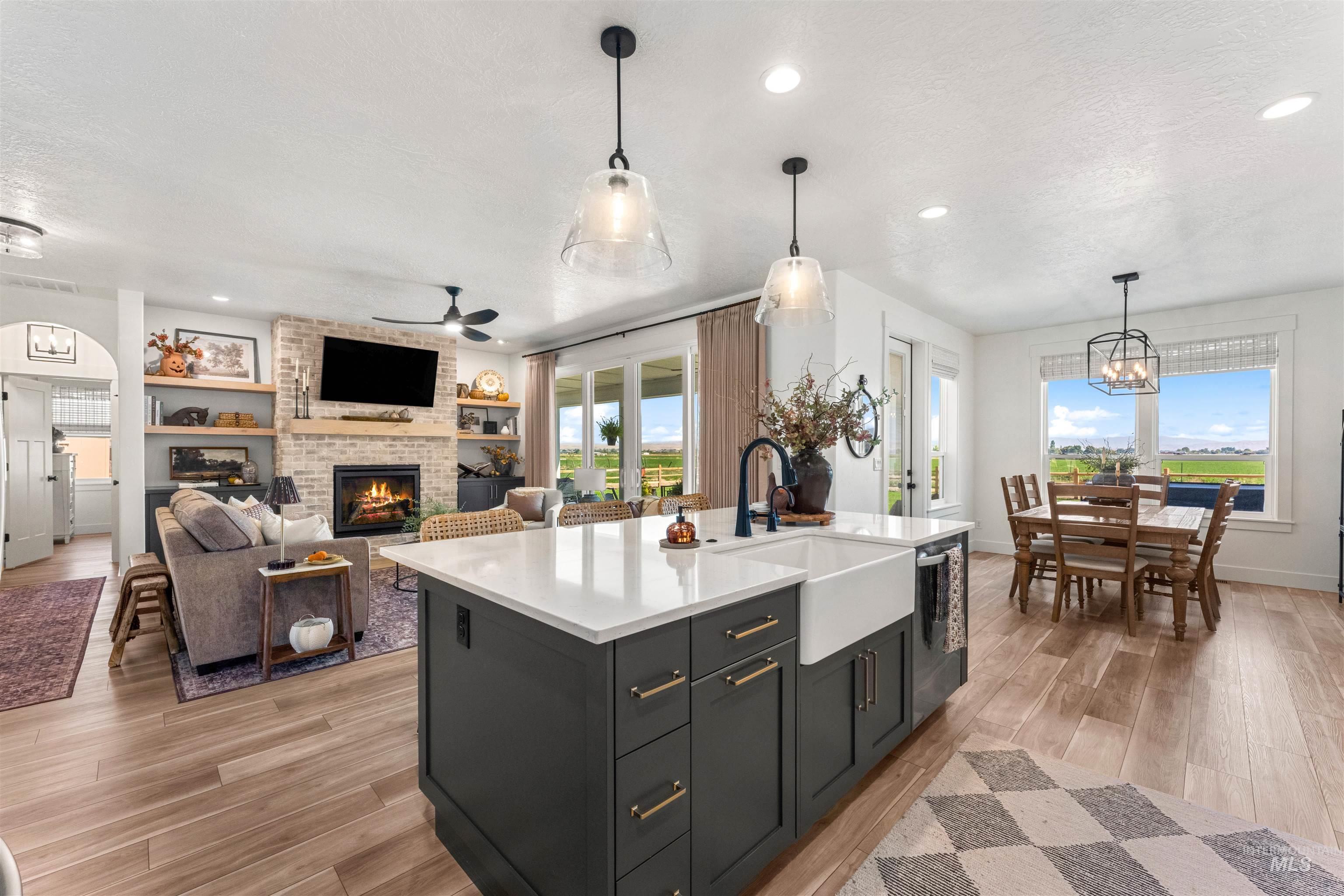 9825 Mayberry Ln, Emmett, Idaho 83617, 3 Bedrooms, 3 Bathrooms, Residential For Sale, Price $1,150,000,MLS 99004359