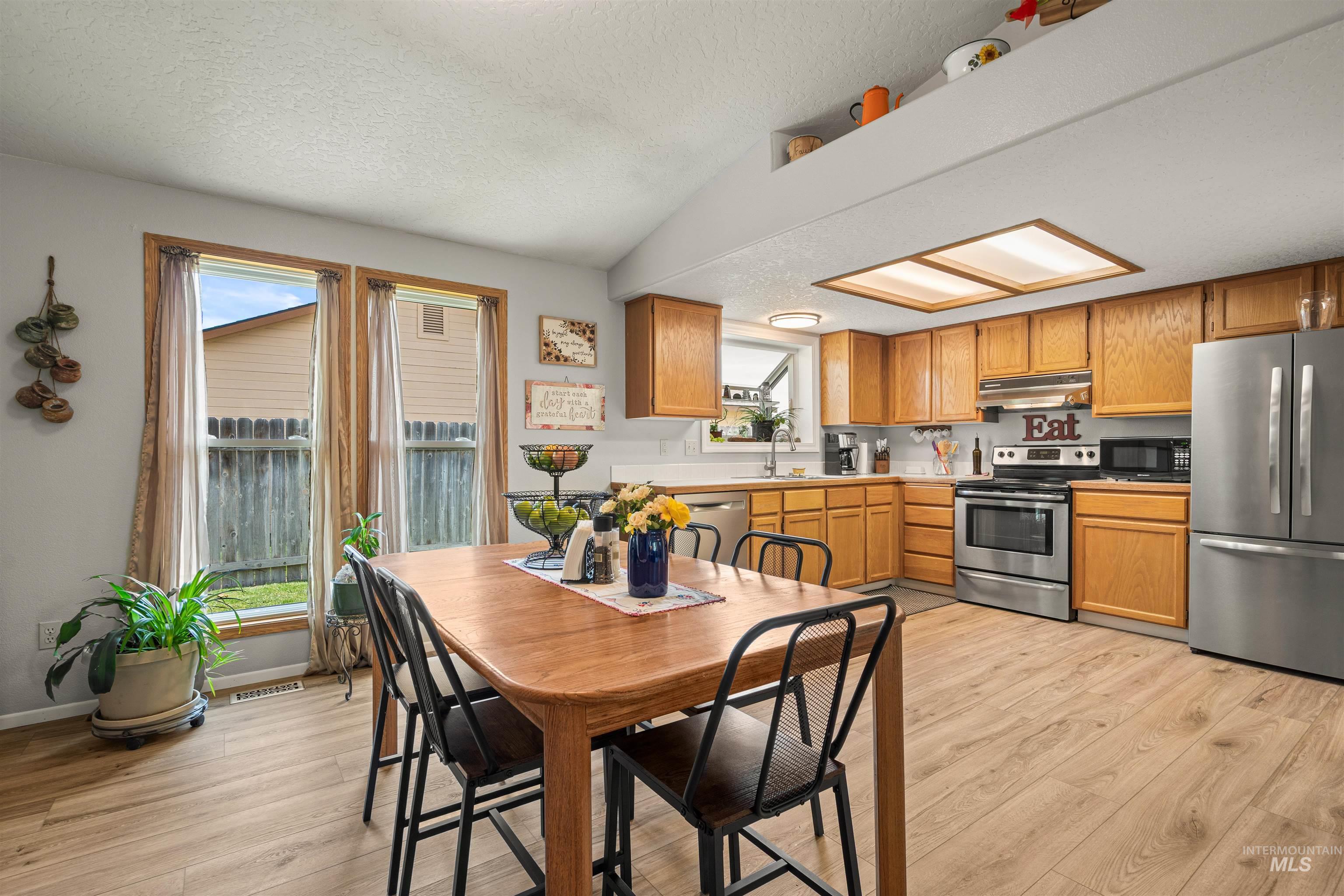 2524 Smart Street, Nampa, Idaho 83686, 3 Bedrooms, 2 Bathrooms, Residential For Sale, Price $360,000, 99004361