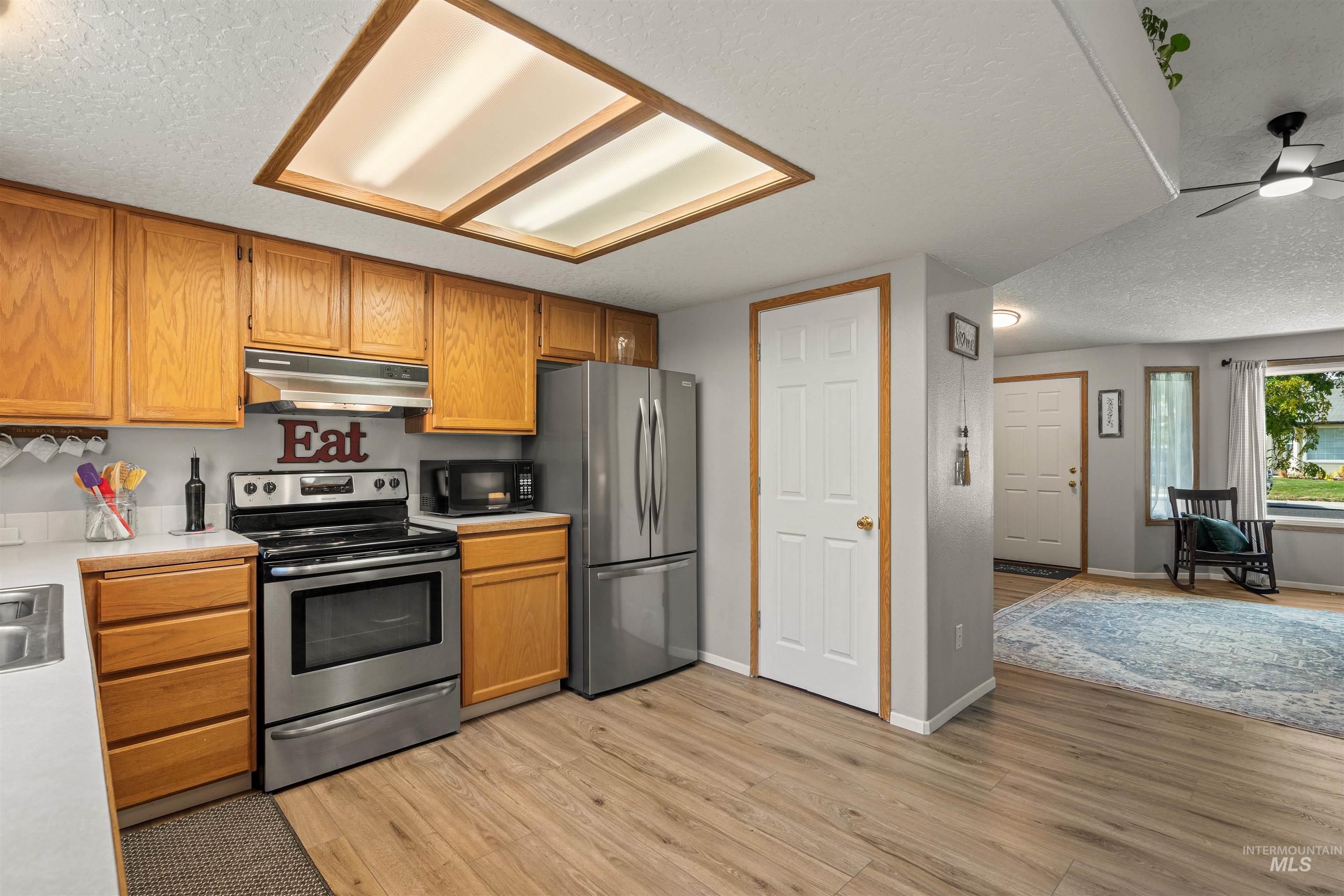 2524 Smart Street, Nampa, Idaho 83686, 3 Bedrooms, 2 Bathrooms, Residential For Sale, Price $360,000, 99004361