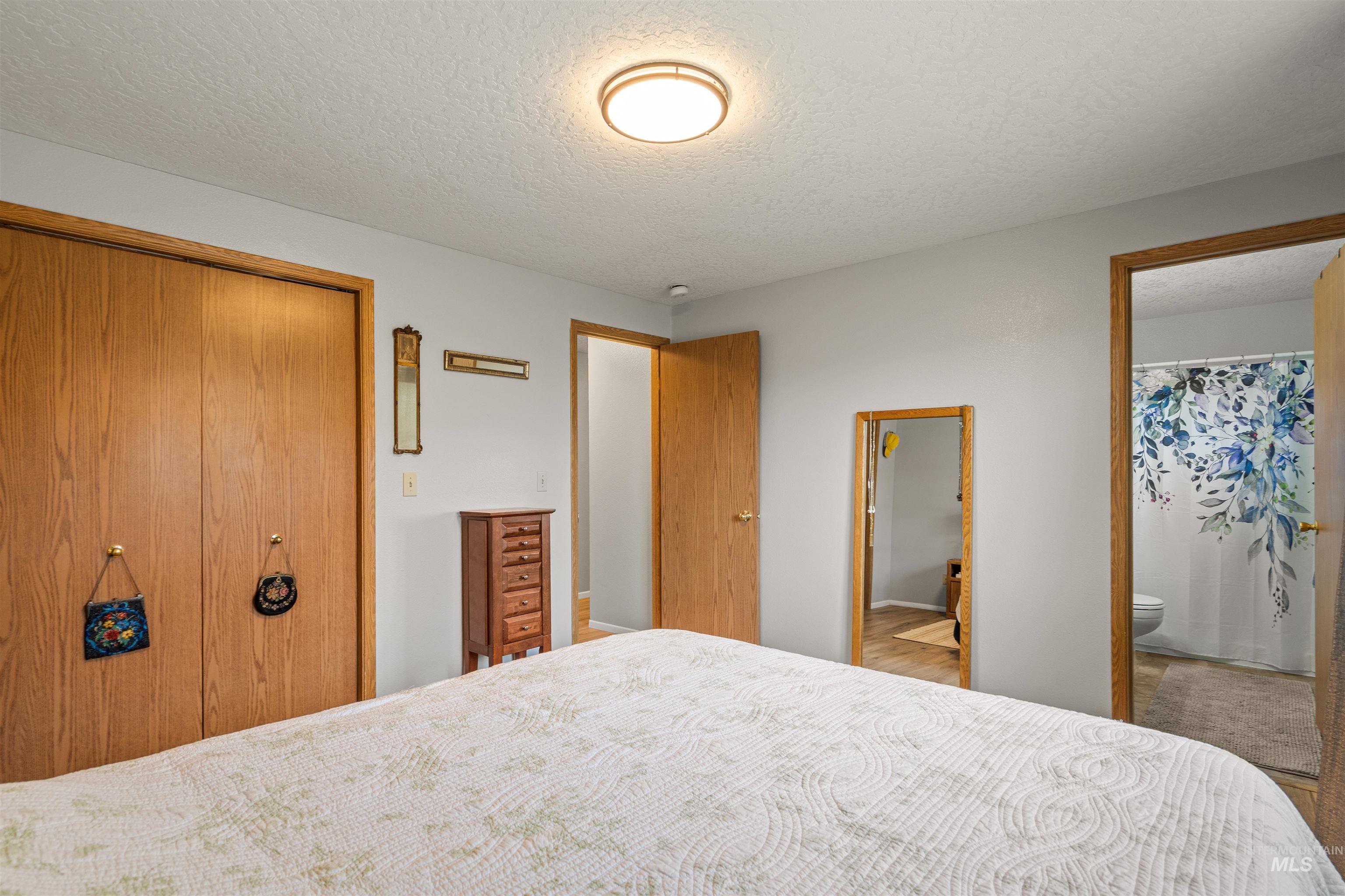 2524 Smart Street, Nampa, Idaho 83686, 3 Bedrooms, 2 Bathrooms, Residential For Sale, Price $360,000, 99004361