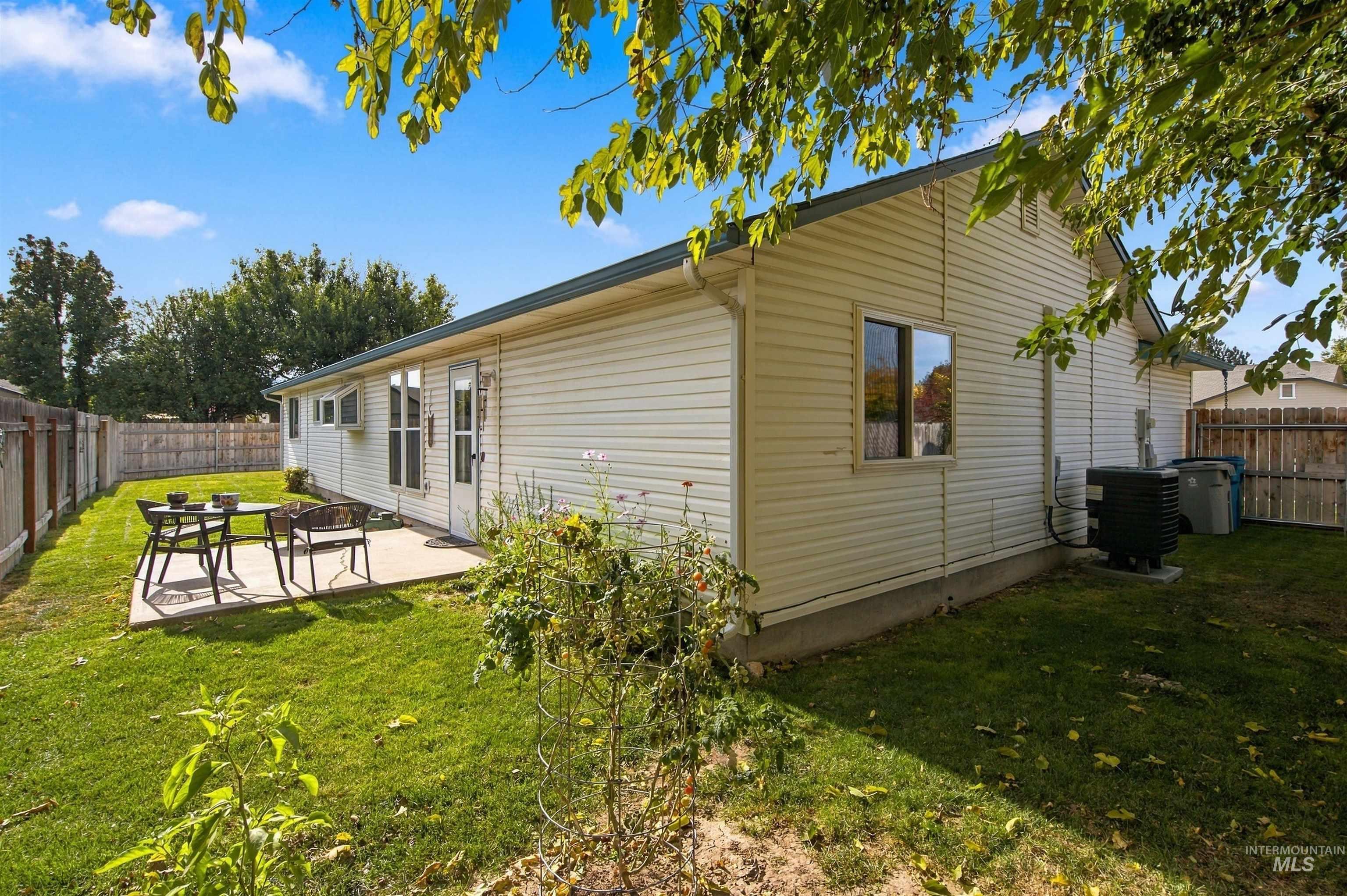 2524 Smart Street, Nampa, Idaho 83686, 3 Bedrooms, 2 Bathrooms, Residential For Sale, Price $360,000, 99004361