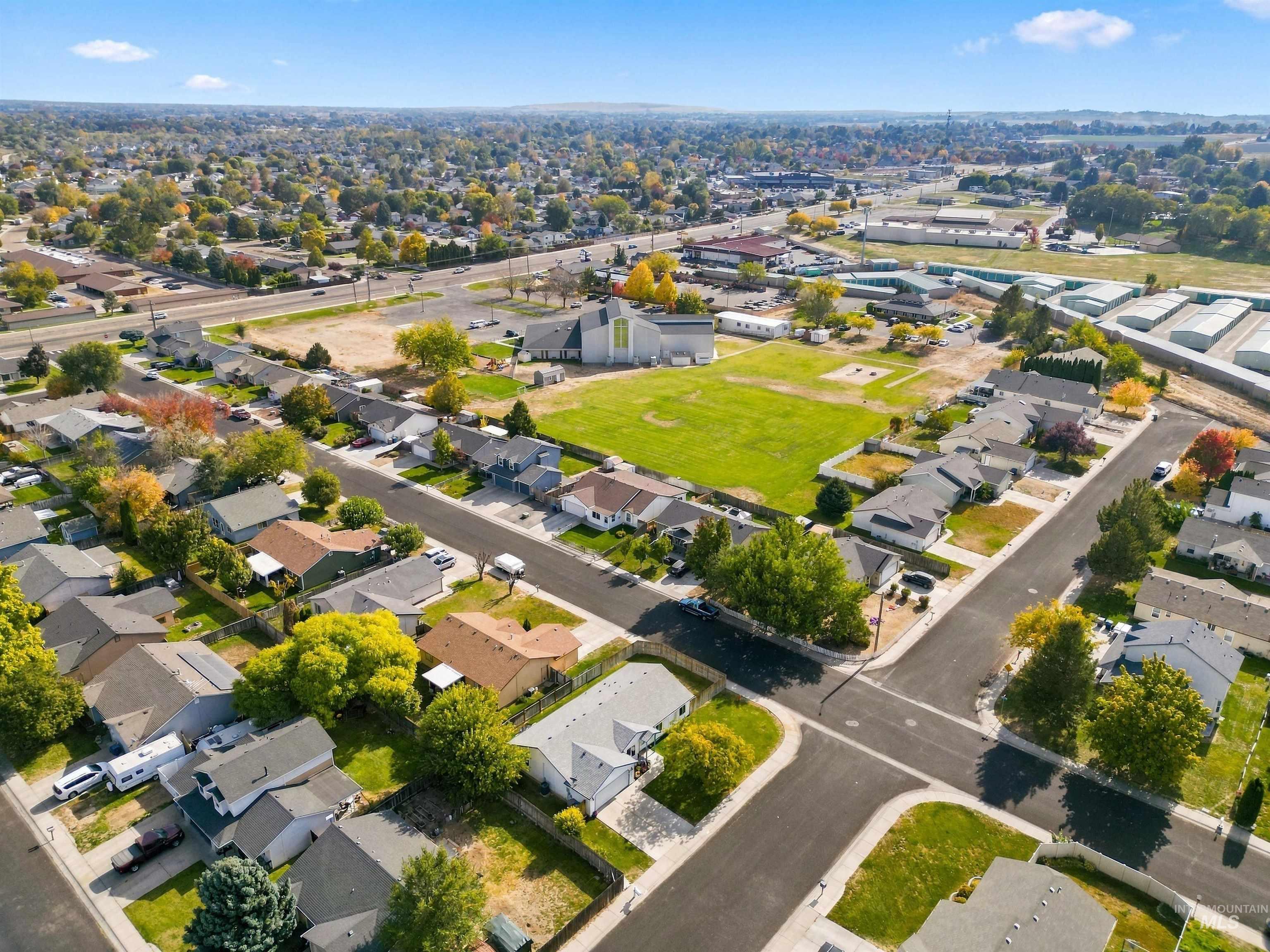 2524 Smart Street, Nampa, Idaho 83686, 3 Bedrooms, 2 Bathrooms, Residential For Sale, Price $360,000, 99004361