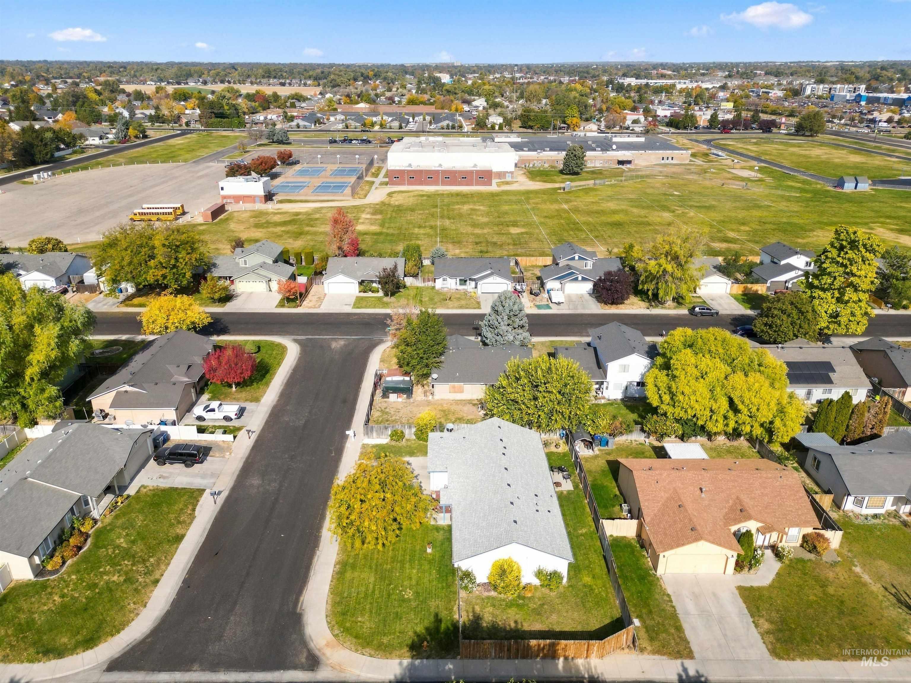 2524 Smart Street, Nampa, Idaho 83686, 3 Bedrooms, 2 Bathrooms, Residential For Sale, Price $360,000, 99004361