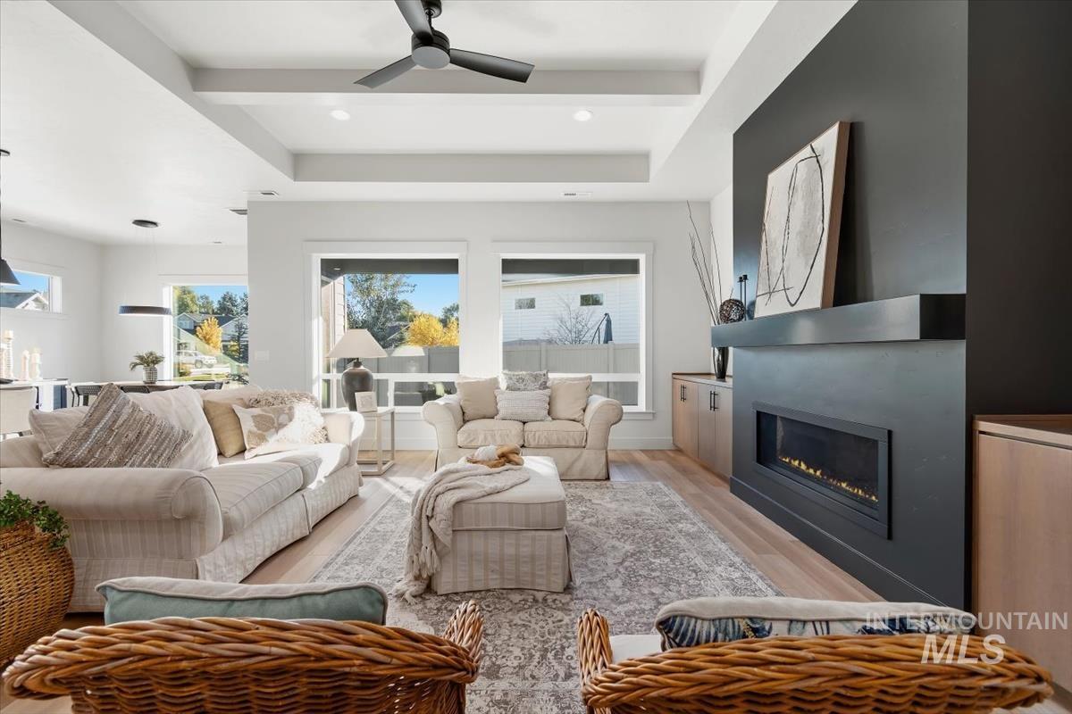 124 S Beechwood Dr, Nampa, Idaho 83686, 3 Bedrooms, 2.5 Bathrooms, Residential For Sale, Price $739,000, 99004363